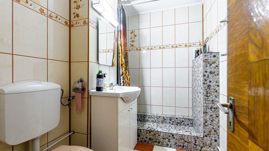 Apartament cu 3 camere decomandat la etajul 3 - Poză 5