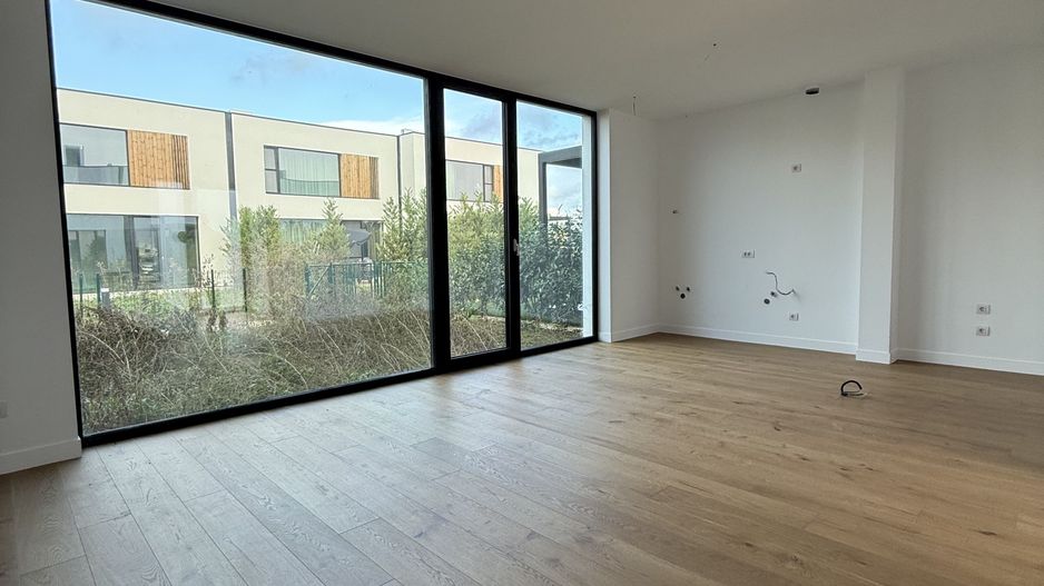 Vila de tip Urban Villa 02 in faza 1 in Amber Forest - Poză 4