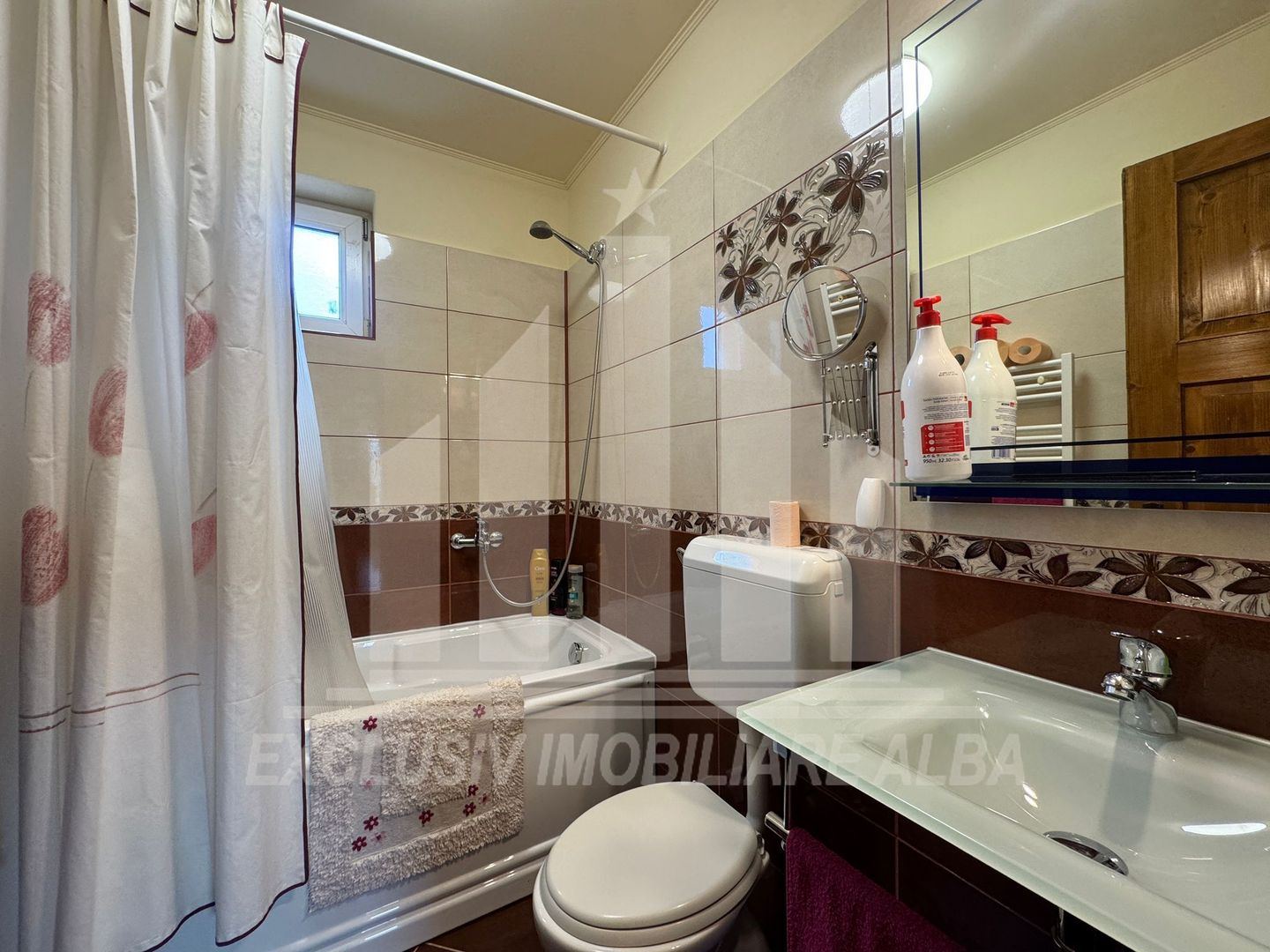 Casa individuala | De vanzare | 200 mp | 8140 mp teren | Oarda de Sus - Poză 8