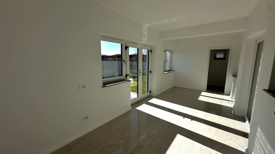 Casa nouă premium - la intrare în Sântandrei, garaj - Poză 14