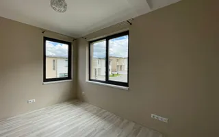 Casă / Vilă cu 4 camere de închiriat - Dezmir - Poză 16