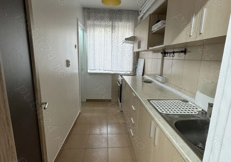 GARSONIERA - DRUMUL TABEREI, MOBILAT MODERN, BUCATARIE INCHISA - Poză 4