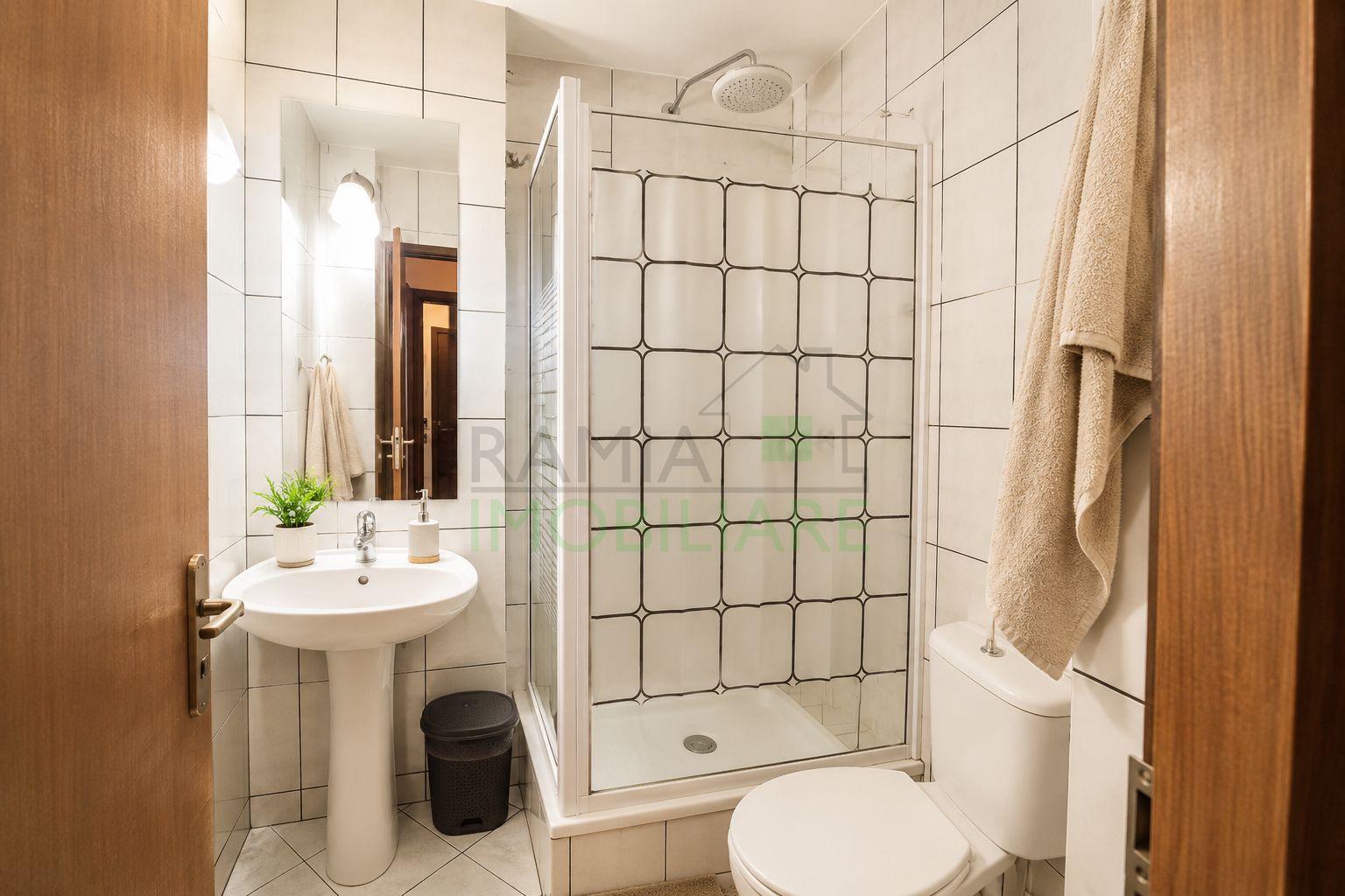 Apartament 4 Camere Decomandat  ,87 mp ,2 Parcări, boxa - Poză 7
