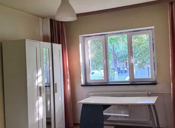 Apartament 4 camere, Parcare, Proprietar, Emil Racovita, S4, Bl. EM2 - Poză 4