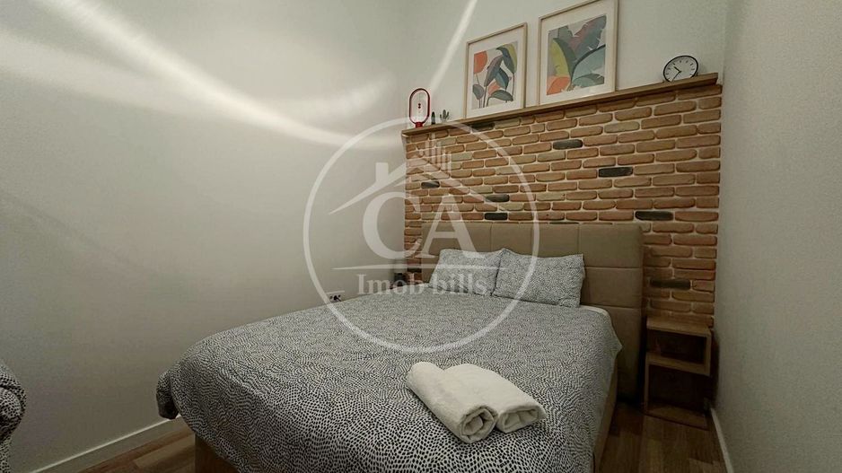 Casa de vanzare cu 3 camere zona Centrala, Oradea - Poză 5