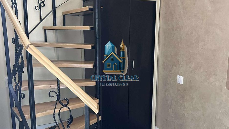 Casă pe 3 nivele, cu 13 camere-zonă centrală, str. Mihail Kogălniceanu - Poză 12