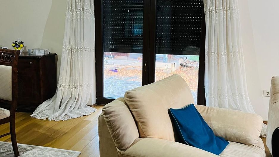 Casa individuala pozitie foarte buna si teren generos - Poză 6