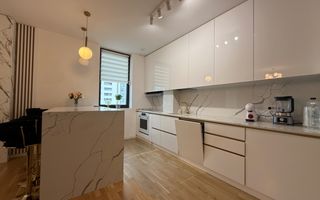 ISHO - Apartament cu 4 camere de lux, 2 bai, 2 balcoane, parcare privata - Poză 7