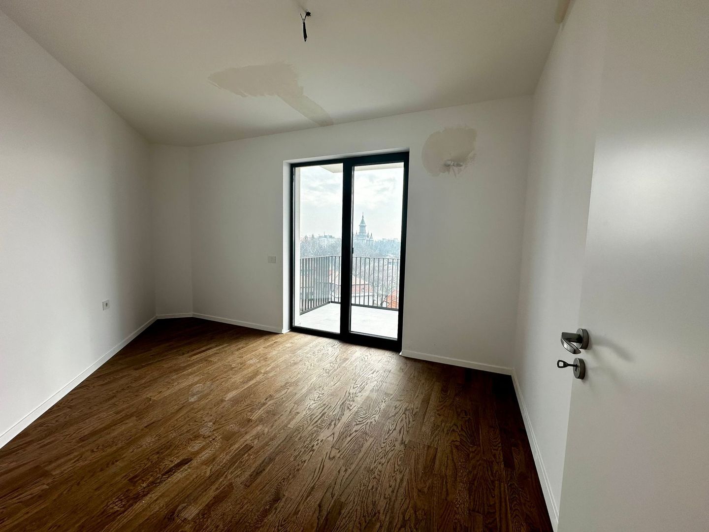 New apartment 2 bedrooms  with underground parking - Poză 19