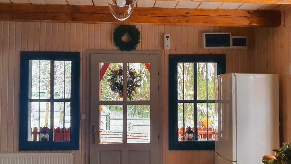 Cabană de vânzare-complet utilată, ideală pentru regim hotelier. - Poză 8