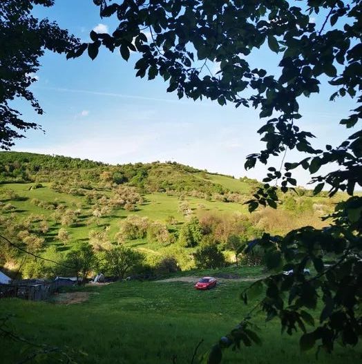 Teren cu cabane A-Frame și priveliște către Munții Făgăraș - Poză 3