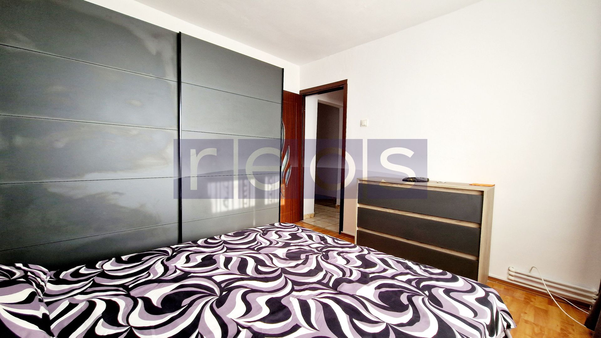 VANZARE 3 CAMERE | MOBILAT UTILAT | ROSIORI DE VEDE - Poză 4