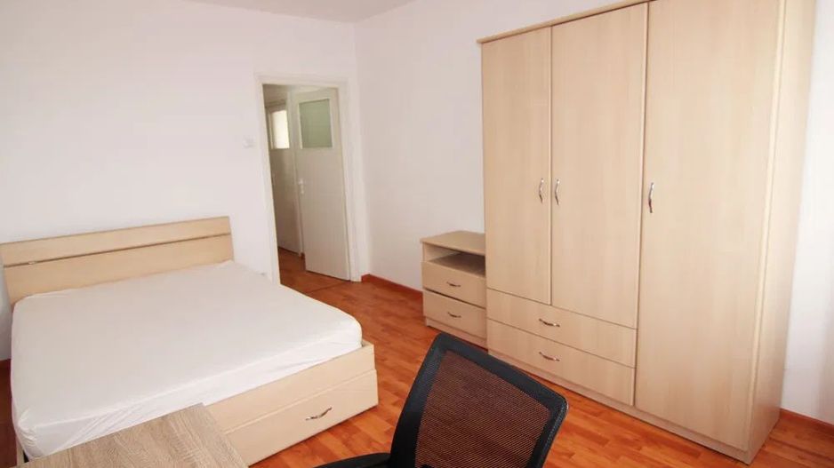 APARTAMENT METROU BASARAB - Poză 5