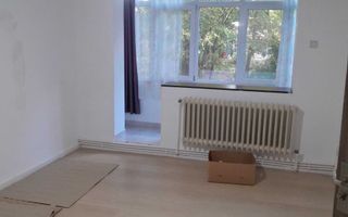Apartament 2 camere semidecomandat în Tătărași, etaj 1, două balcoane, lângă parcul mare - Poză 7