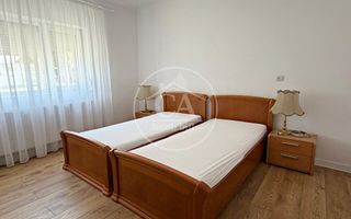 Casa de închiriat cu 3 camere în zona Calea Clujului, Oradea - Poză 11