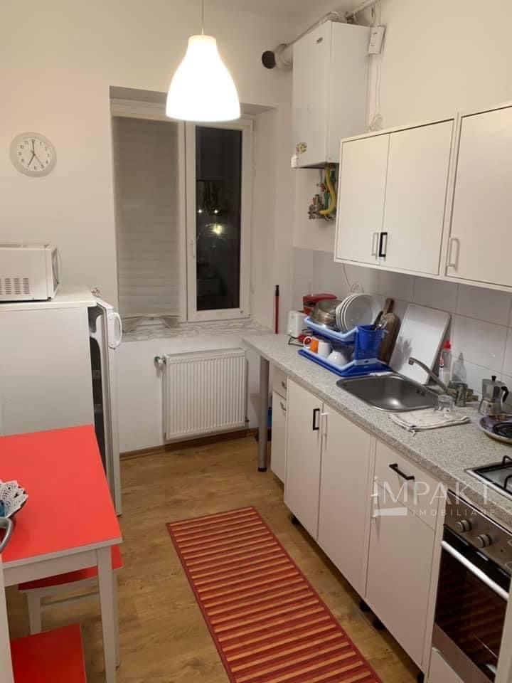 Apartament cu 2 camere langa parcul central. - Poză 1