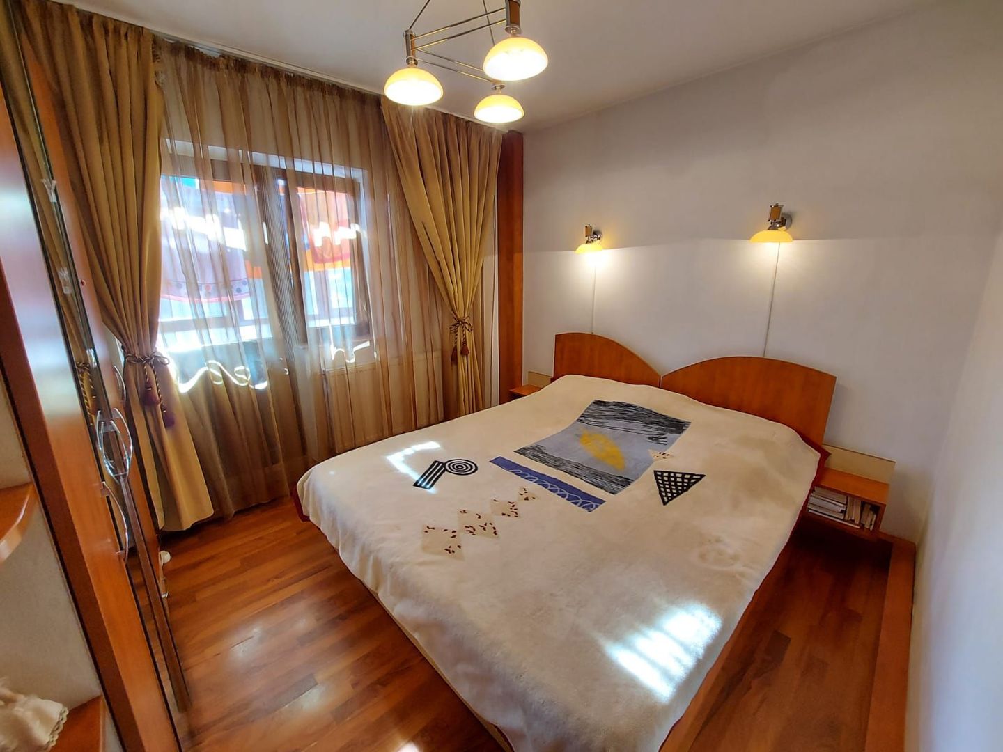 Apartament 4 camere Aparatorii Patriei | Universitatea Spiru Haret - Poză 2