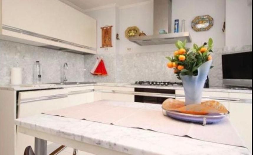 Inchiriere 3 camere 90 mp zona Unirii - Poză 4