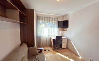 Apartament 3 camere decomandate + parcare, mijlocul strazii Titulescu! - Poză 4