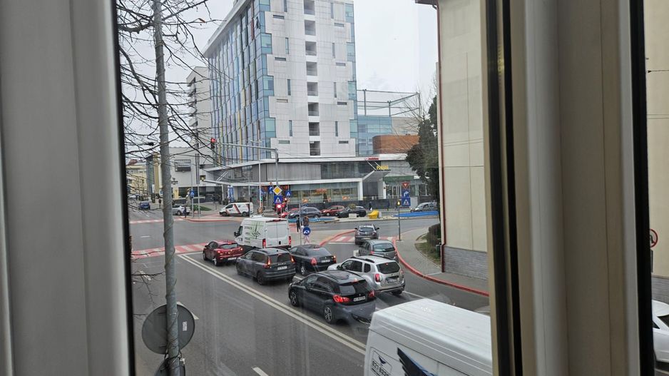 Inchiriere apartament modern, Ultracentral, totul nou - Poză 9