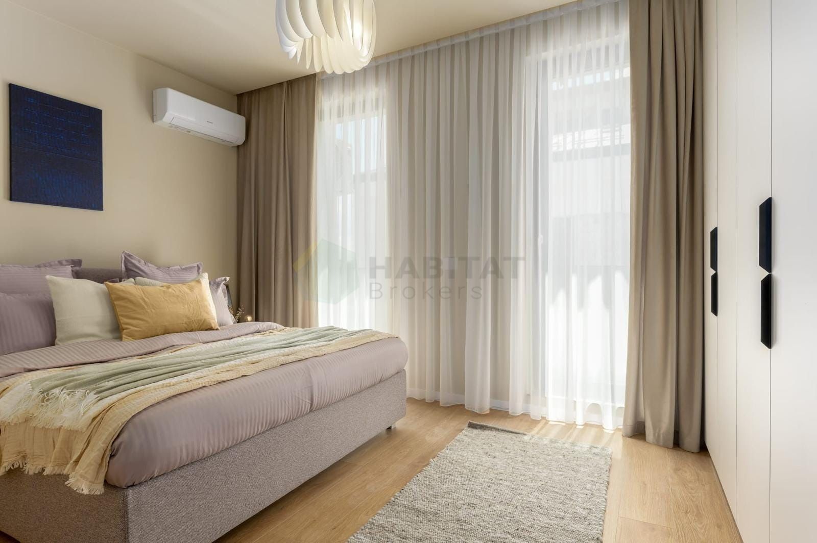 Apartament cu gradina proprie, doua locuri de parcare, gata de mutat - Poză 9