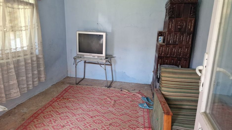 Casă cărămidă 4 camere + anexe - Călinești - Vrănești, Argeș - Poză 6
