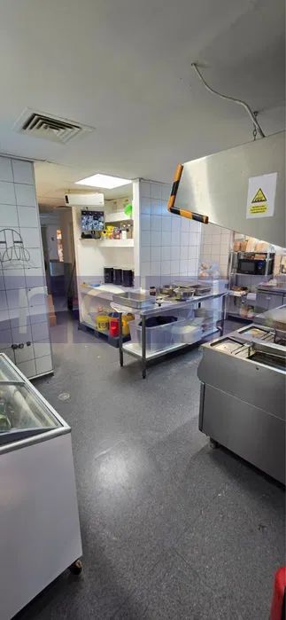 INCHIRIERE SPATIU COMERCIAL BABA NOVAC - Poză 3