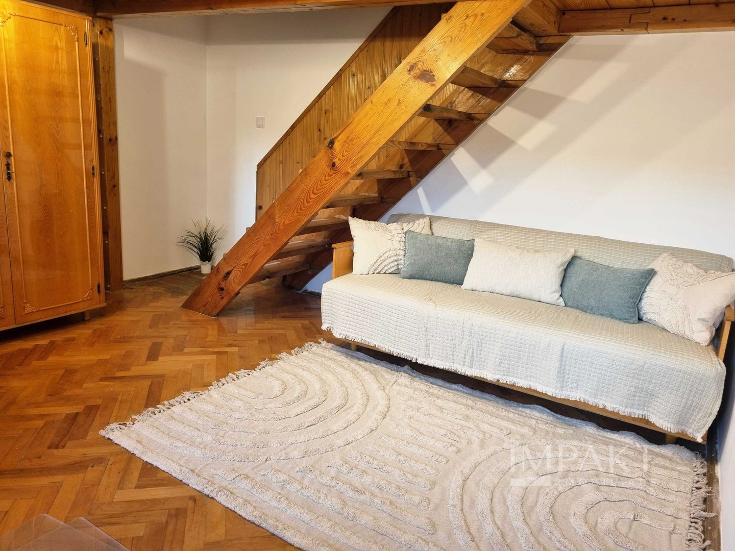 Apartament cu doua dormitoare, doua bai si living langa Piata Unirii - Poză 6
