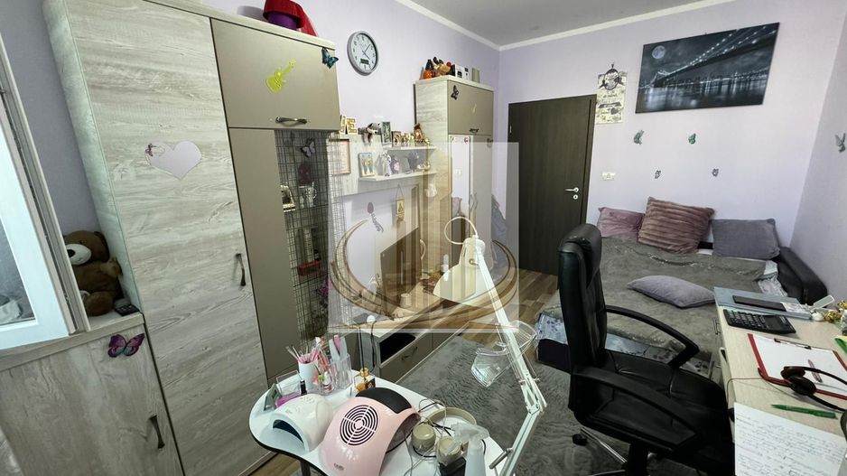 Apartament complet mobilat cu 3 camere în Giroc - Poză 11
