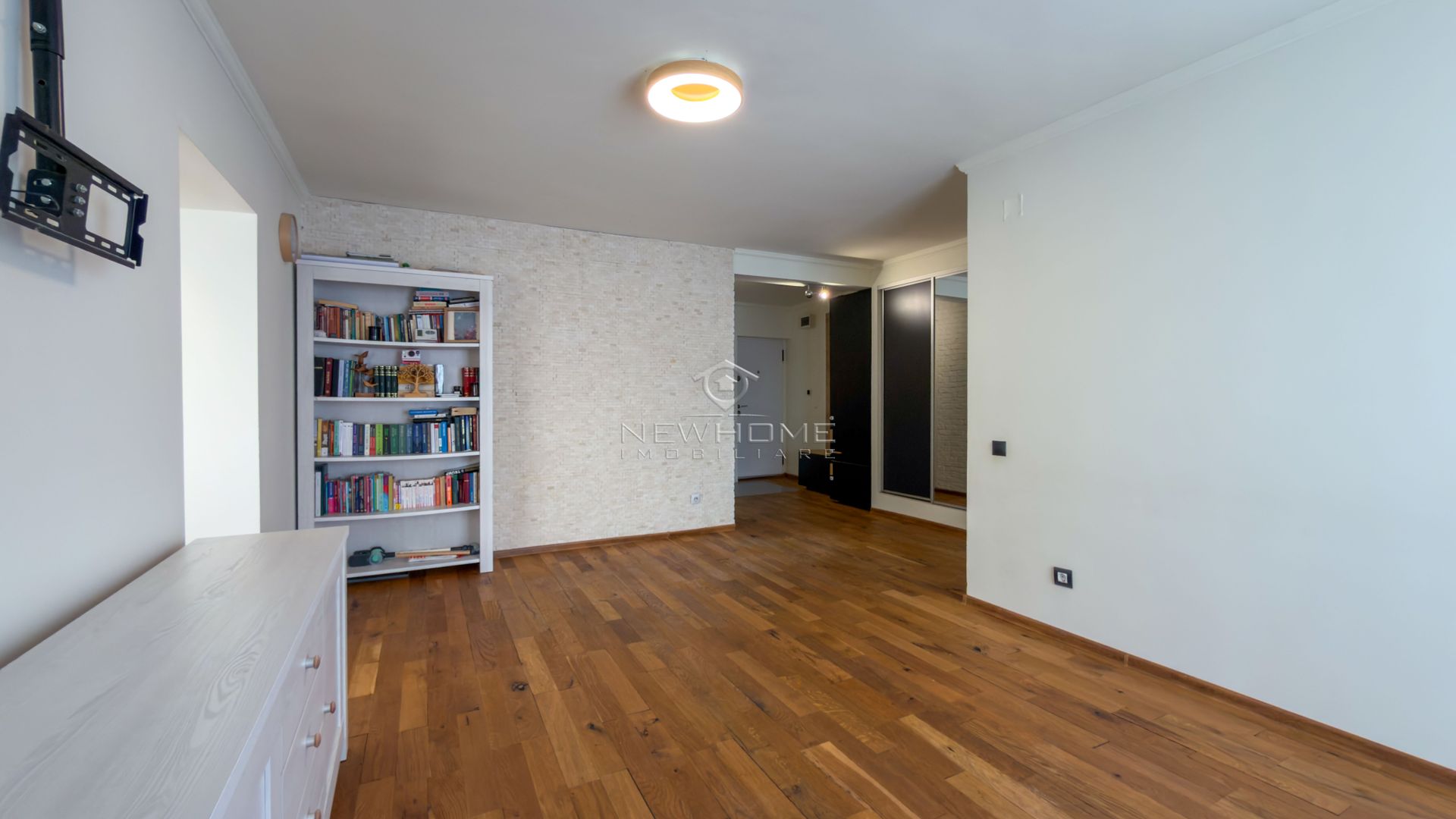Apartament 2 camere 60 mp, 60 mp terasa, zona VIVO - Poză 9