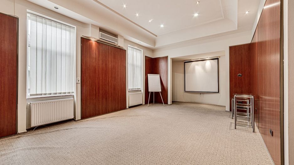 Birou ultracentral de închiriat - Poză 2