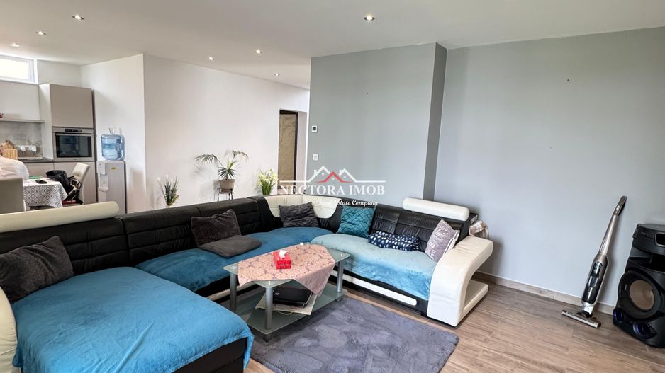 NECTORA IMOB-Casa Premium 257 mp construit + 569 mp teren, Sanmartin - Poză 10