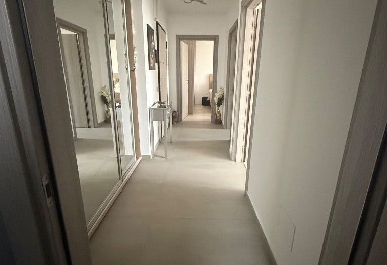 🏠 Apartament 2 camere decomandat – Apărătorii Patriei, Str. Orgu Tăna - Poză 6