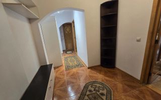 Apartament 3 camere decomandat de închiriat în Pacurari, Iași - Poză 1