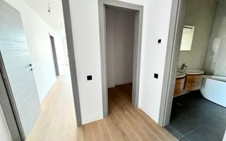 APARTAMENT DEOSEBIT CU 3 CAMERE LA VANZARE CU VEDERE SPRE PARC - Poză 10