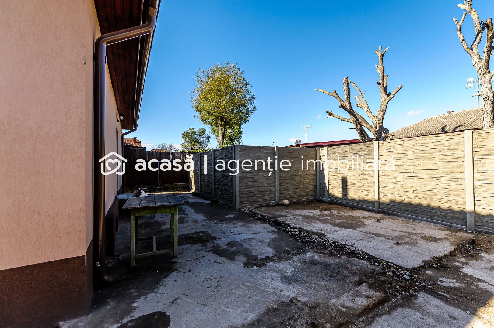 Casă renovată complet în Sânleani/Livada. - Poză 12