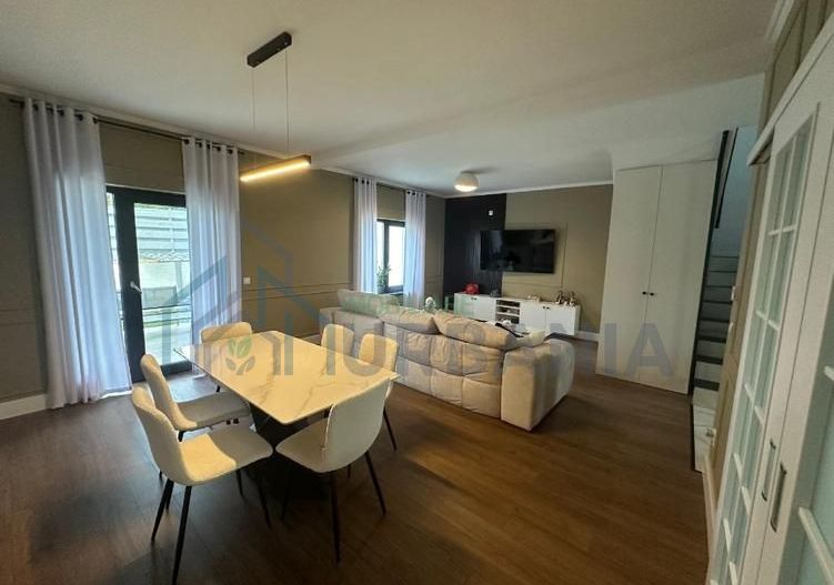 Casa D+P+E in Tomesti,Asfalt, Tâmplărie VEKKA - Poză 14