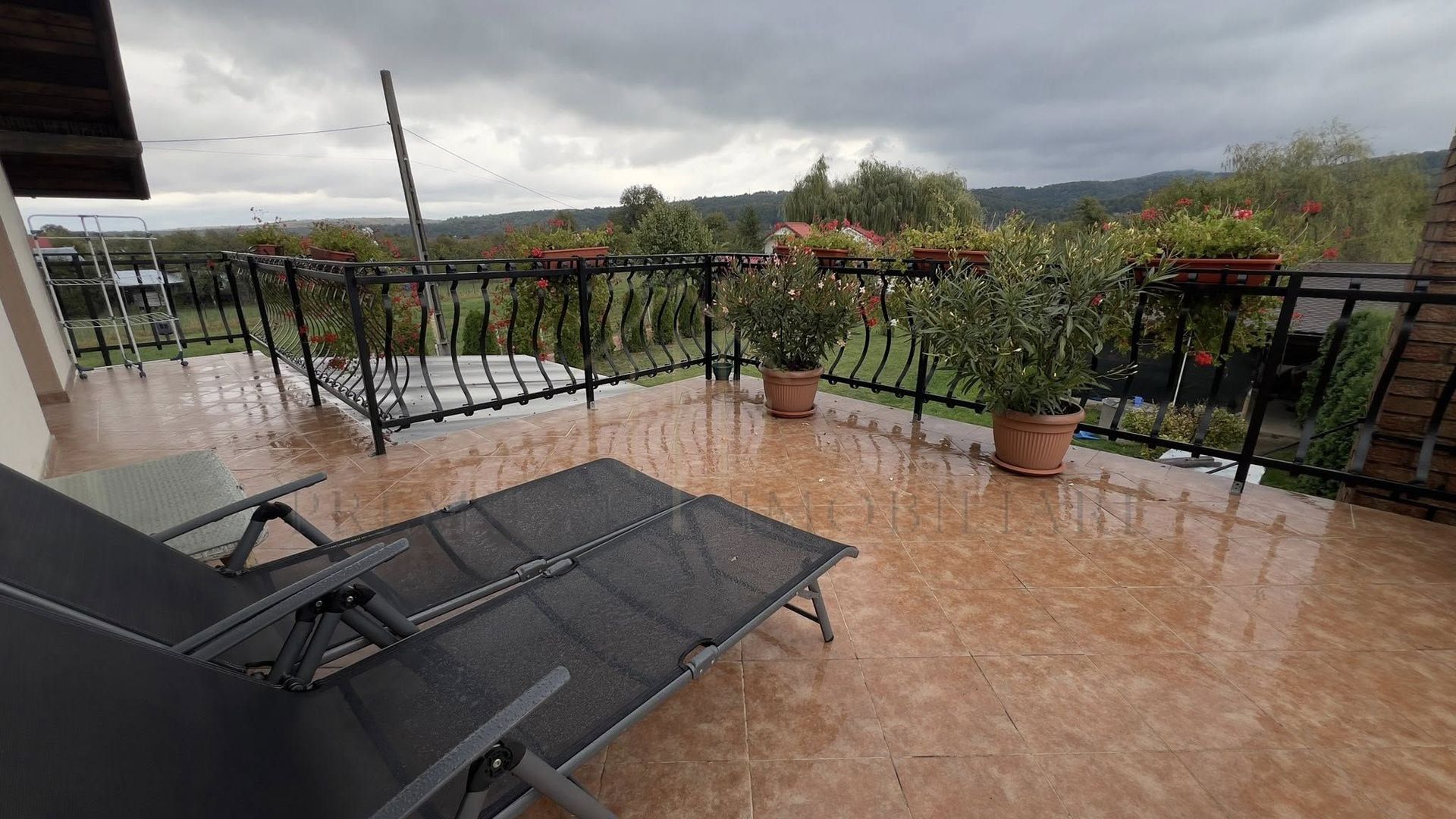 Casa de vanzare in Lupesti, la 10 km de Onesti - Poză 7