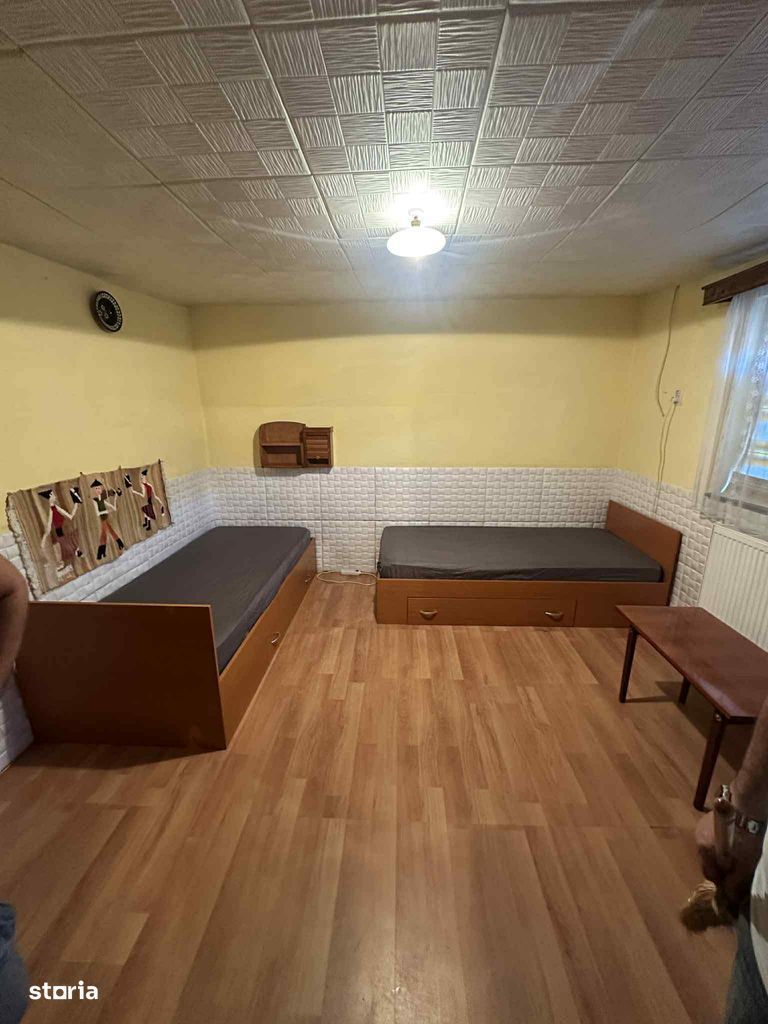 Casă de vânzare cu posibiliate de renovare/dezvoltare - Poză 10