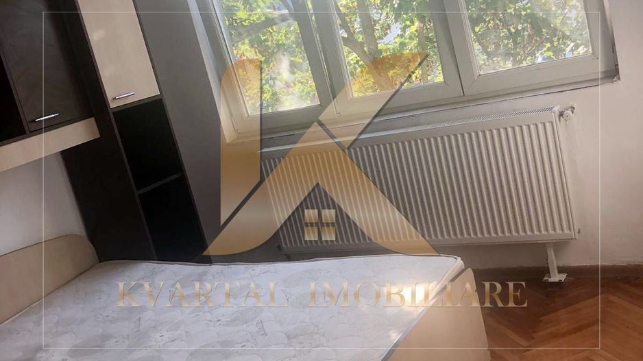 Apartament renovat 2 camere , 65 mp Zona Podgoria! - Poză 2