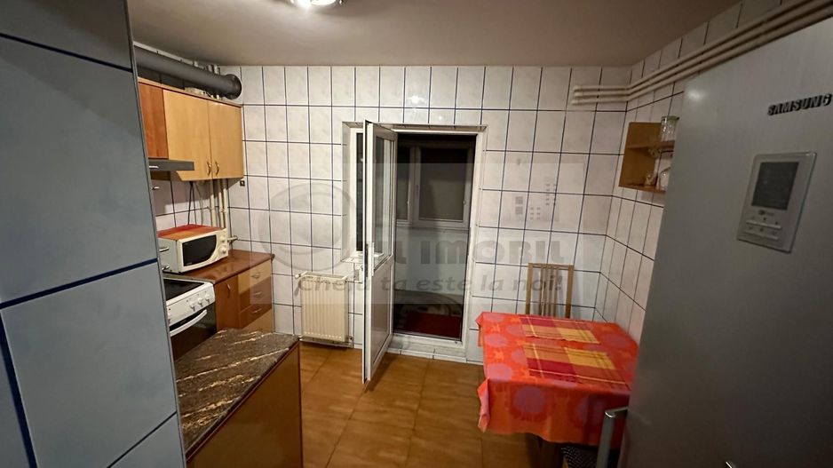 Ap 3 cam decomandat Nicolina, 65 mp, etaj 2/4, 149.900 € neg. - Poză 8