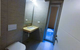 Penthouse cu 2 parcări subterane, vedere panoramică spre Tâmpa – Centrul Civic - Poză 20