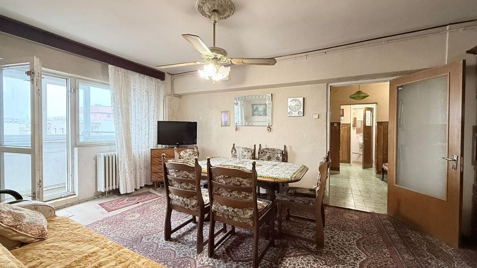 3 camere | Teiul Doamnei | Bloc din 83 | Reabilitat - Poză 1