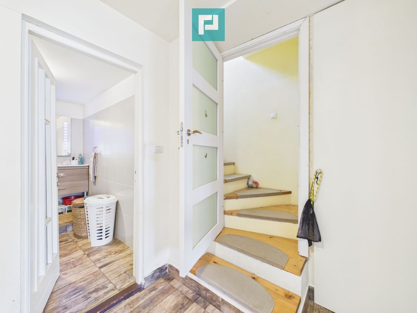 Casă individuală P + E | Spațioasă | Săcălaz | - Poză 24