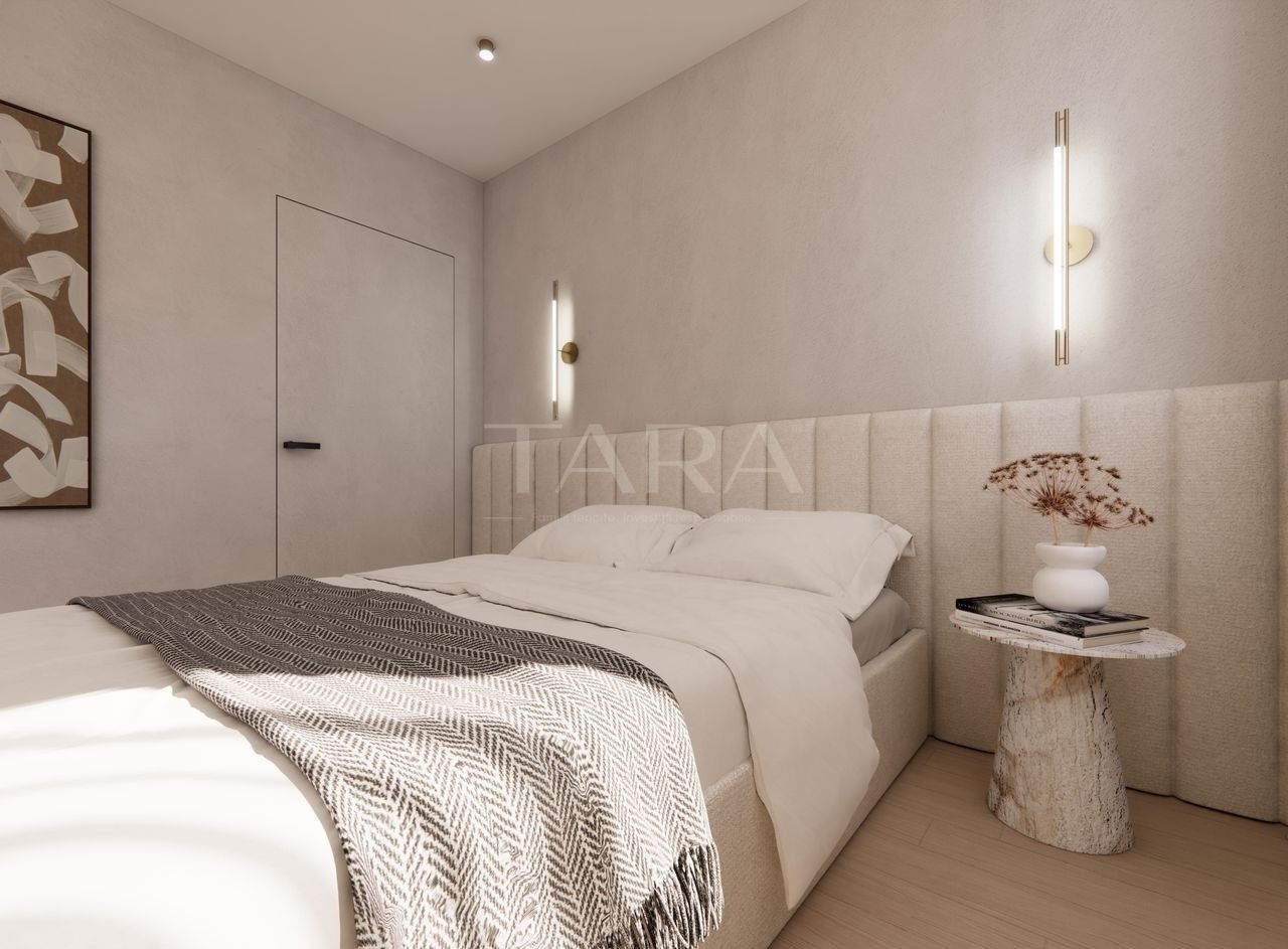 Vând apartament cu 3 camere, complet mobilat și utilat lux. - Poză 4