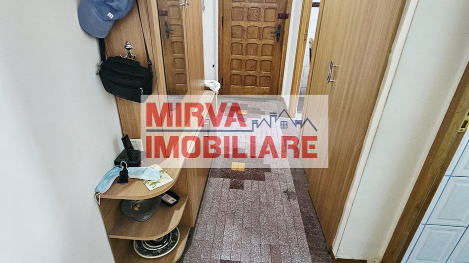 Vanzare apartament 2 camere, mobilat si utilat, zona Vest - Poză 10