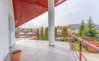 Casă spațioasă pentru familie în Hărman: 5 camere, 670 mp teren - Poză 16