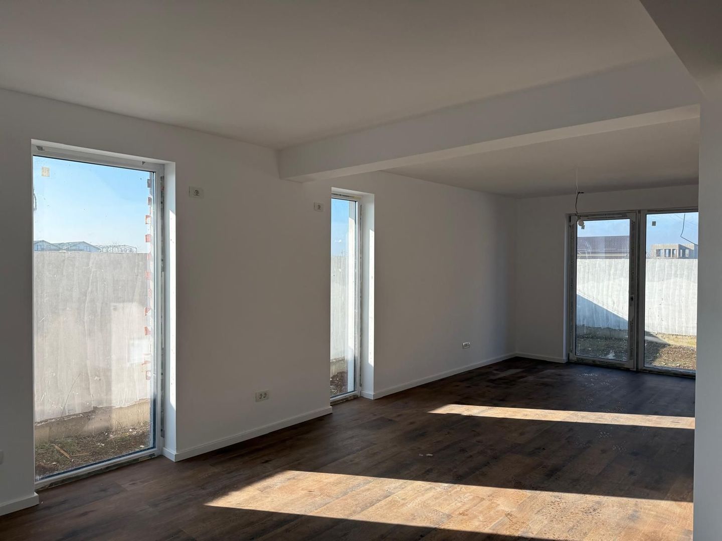 Vile Tunari deosebite, ansamblu inchis, TOATE utilitatile - Poză 11