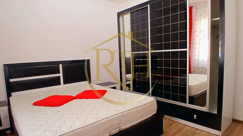 Oferim spre vanzare un Apartament la curte comuna, in zona Odobescu. - Poză 4