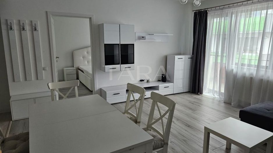 Apartament modern cu 2 camere, 52 mp, parcare, Zona Sub Cetate. - Poză 3